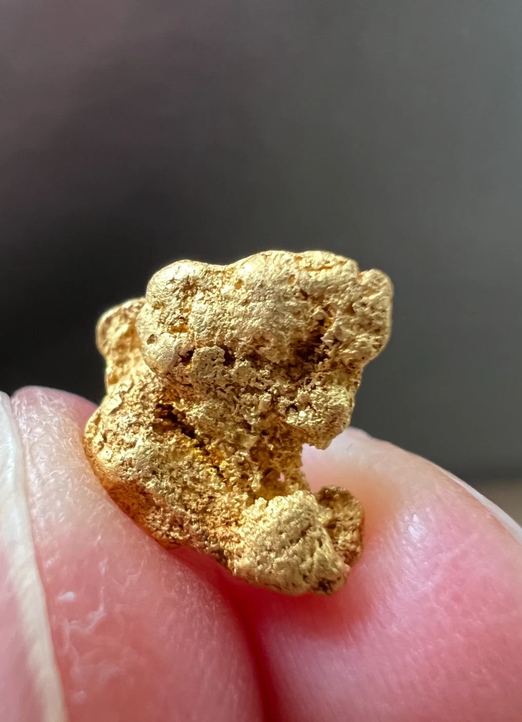 1.35 Grams Australian Natural Gold Nugget - QLD, rich crystalline, amazing
