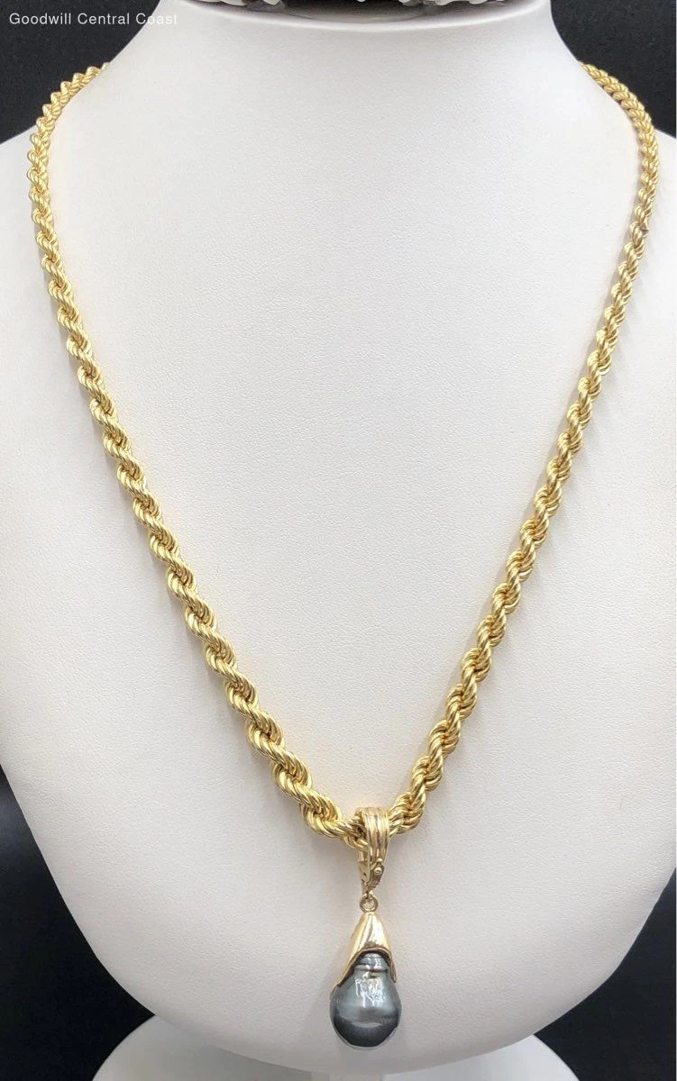14K Gold Graduated Rope Chain Necklace Pendant W/ Pearl Diamond Accents
