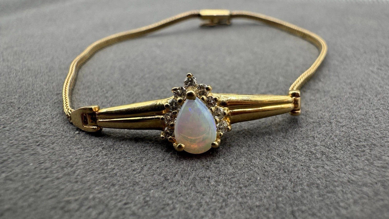 14K Yellow Gold Opal Diamond Bracelet T&C Pear Shape Snake Chain 5.3g