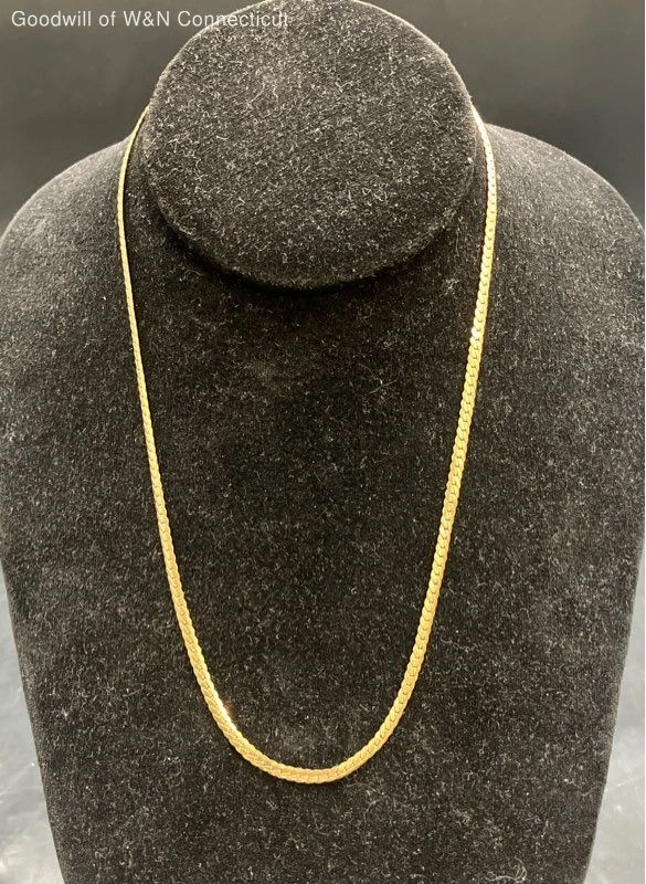 18K Gold Necklace 5.79g