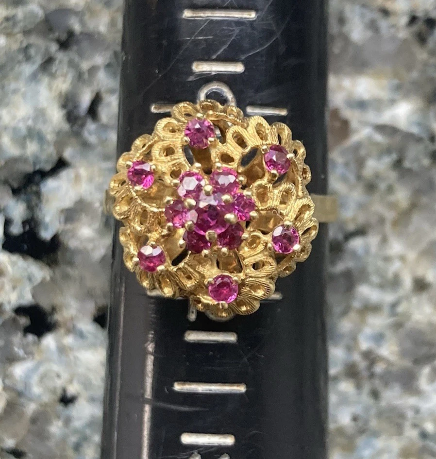 18K Gold & Red Gemstone Ring-5.32 Grams-Size 9.5-Not Scrap!-Estate-Choice!-NR