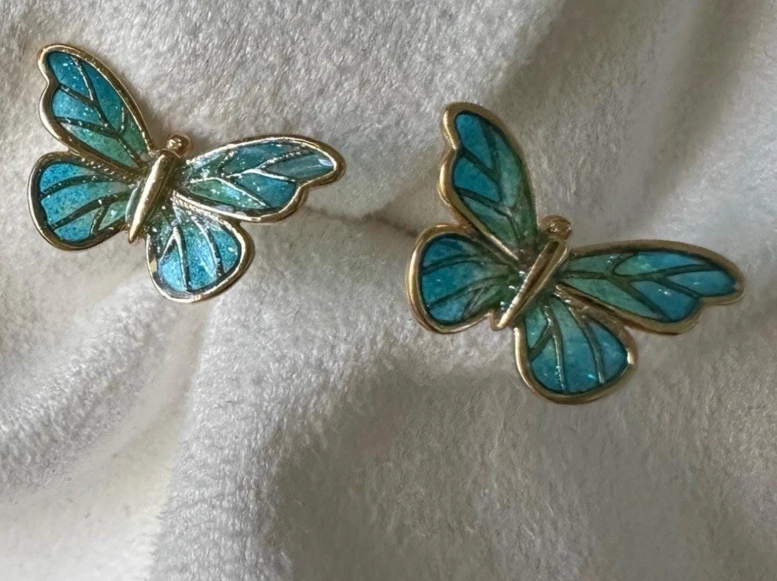 Estate 18k Solid Gold Butterfly Earrings 0.85 Gram Not Scrap
