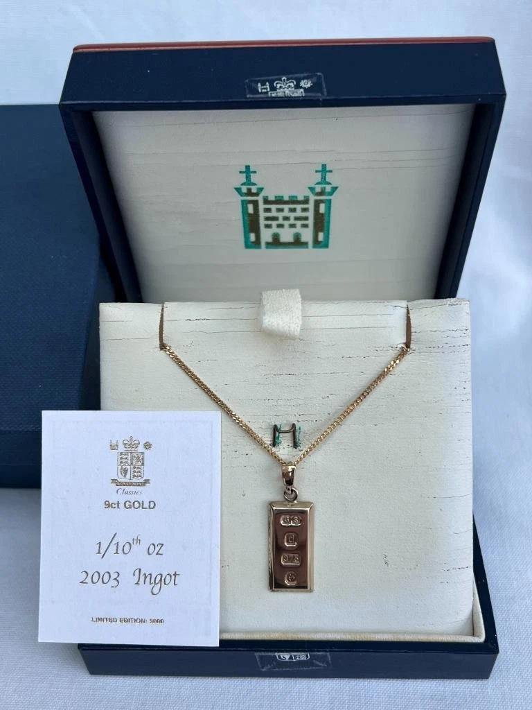 Fine Royal Mint Classics Solid 9 Carat Gold Ingot & Chain In Original Box & COA.