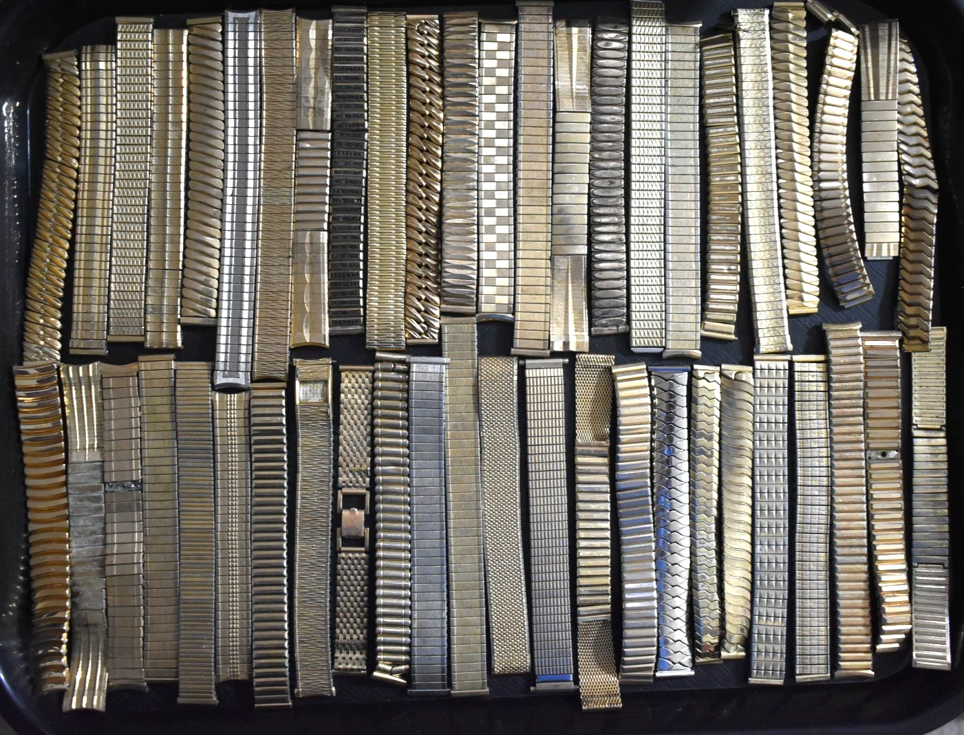 Vintage Gold Filled Top Pre-Owned Wrist Watch Bands For Gold Scrap 1236g lot.e